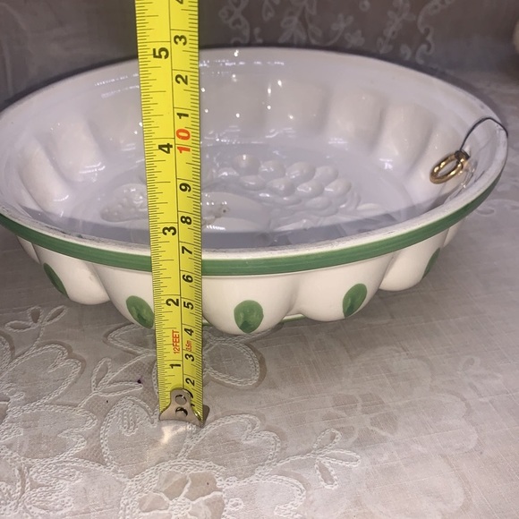 8.5" VTG Gailstyn Sutton Towle Ceramic jello mold fruit wall decor - Picture 5 of 7